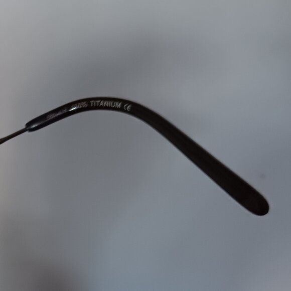 WOMENS EYEGLASSES RX FRAMES 50-18-145 MM - 100% Titanium - Gun Metal color - Picture 3 of 5